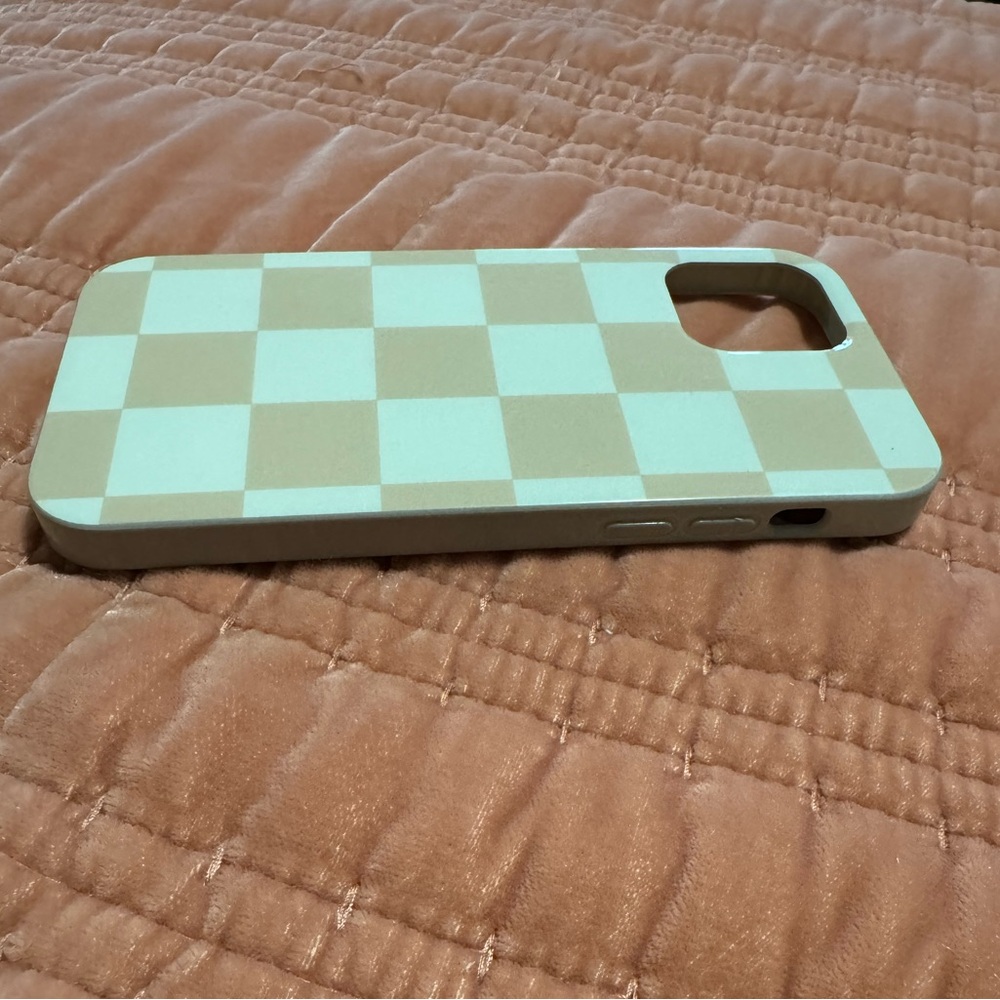 iPhone 12/12 Pro Casely Neutral Checkerboard case